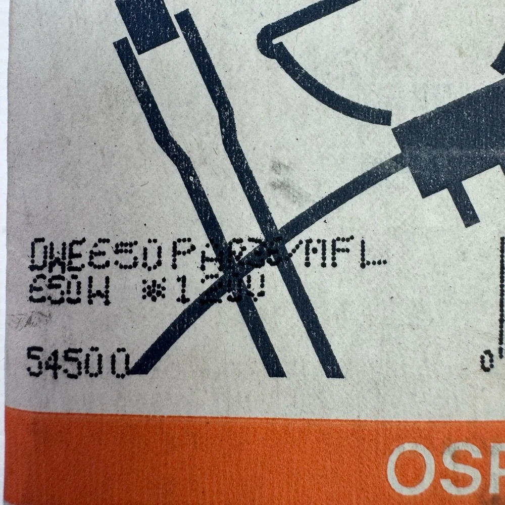 Lot Of 2 Osram 54500 DWE 650W 120V PAR36 G53 Medium Flood Par Lamp New Old Stock